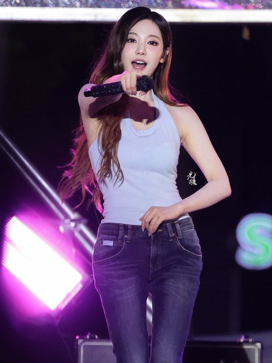 ningning pics (@ningmedias) on Twitter photo 