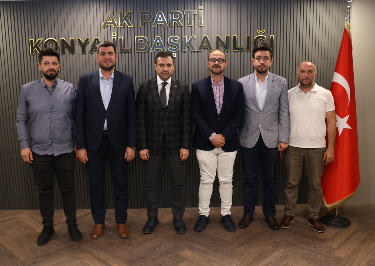AK Parti Konya İl Başkanımız Fatih Özgökçen’i eskimeyen dostlarla ziyaret ettik.