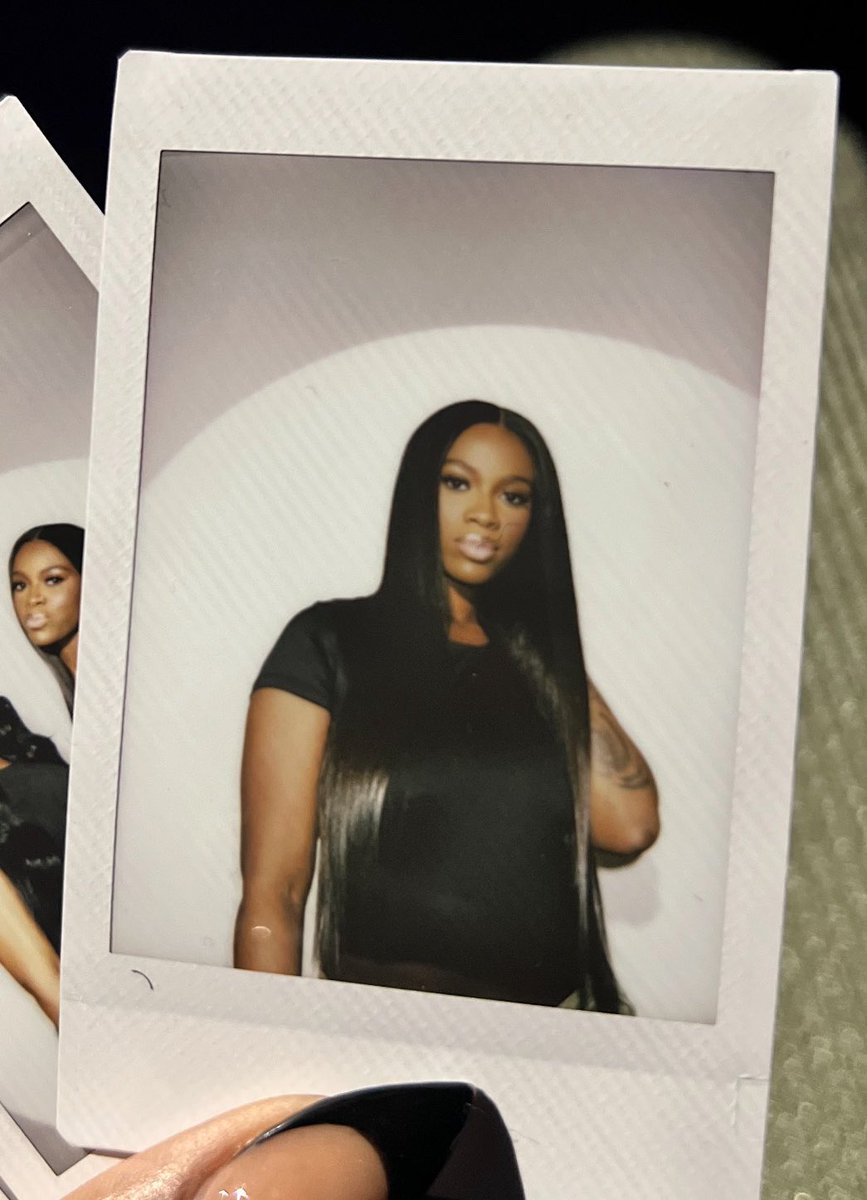 maye bae tweet media