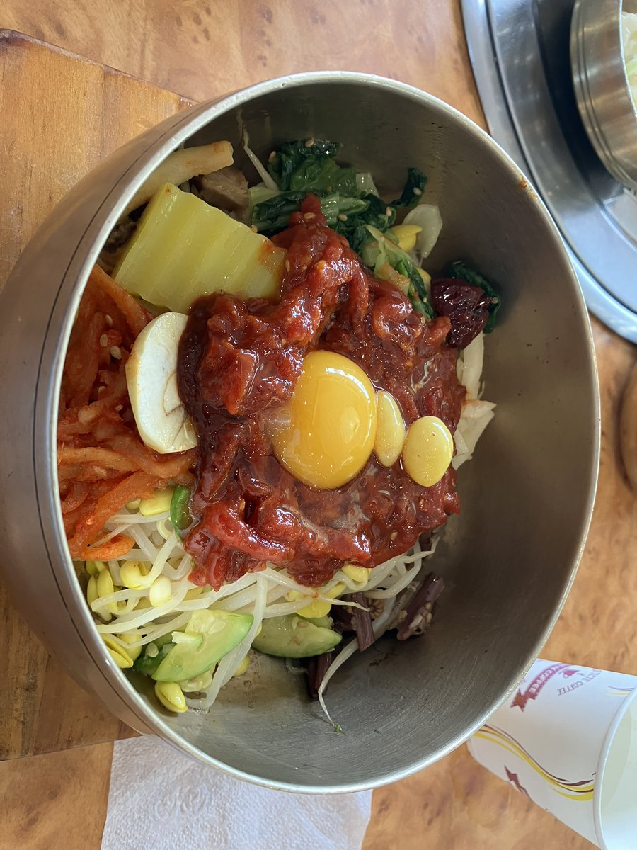 今日の昼飯は、
ビビンバ発祥の地らしい笑

美味い🤤🤤🤤