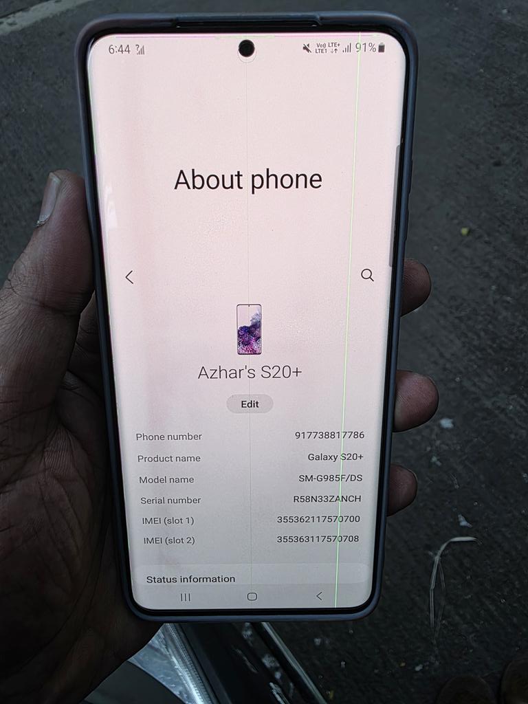 Azhar4777's tweet photo. This Is Second Time That My Device Automatic Comes Green Line First They Change It Free Of Cost Now They Want To Pay For It... Disgusting Samsung Want Customers Not To Use Samsung Premium Devices https://t.co/jZ42okoKnQ