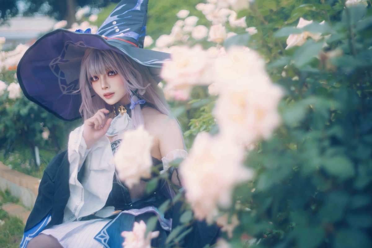 ⚠︎cosplay / 崩壊:スターレイル⚠︎
マダム・ヘルタ

復刻おめでとう🎊

📷→<a href="/ebifly110/">えびふらい</a> 
#honkaistarrailcosplay  #houkaistarrail #SpringRoseGarden #connect花農丘公園