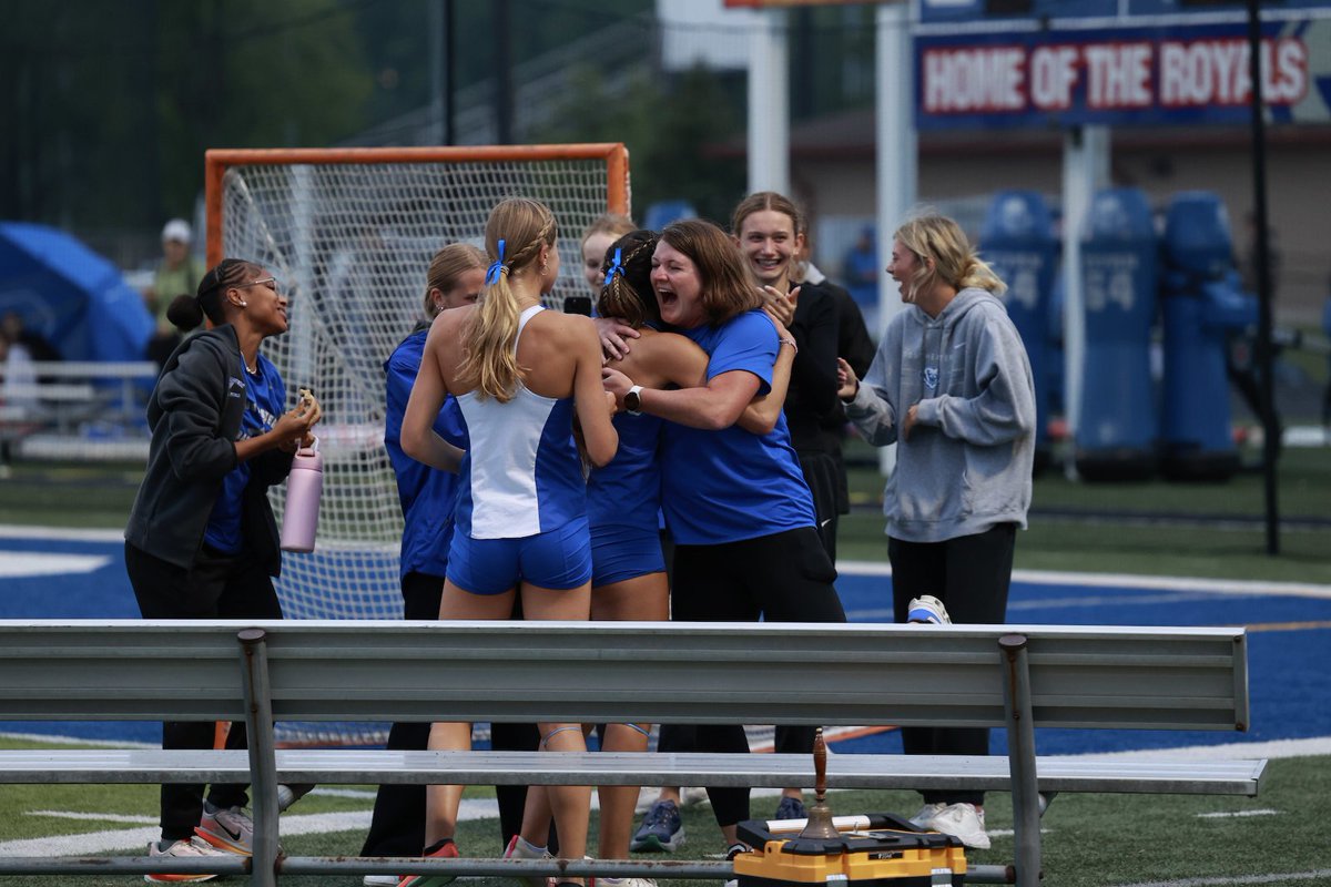 News: Girls Track is Sectional Runner Up elweb.app/cttwujn