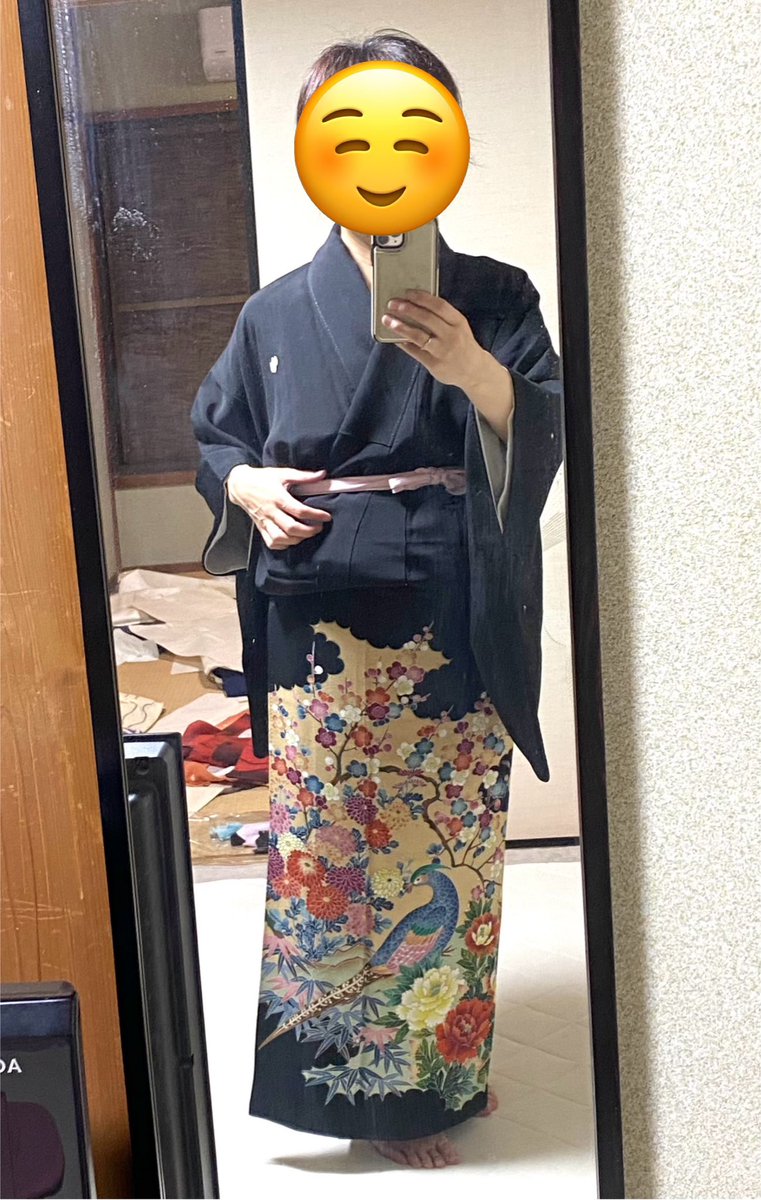 「大阪の実家に想像よりも着物がたくさんあってテンション爆上がりだった美しすぎる黒留」|櫻井マコト⛩5/18異世界パラディン②発売のイラスト