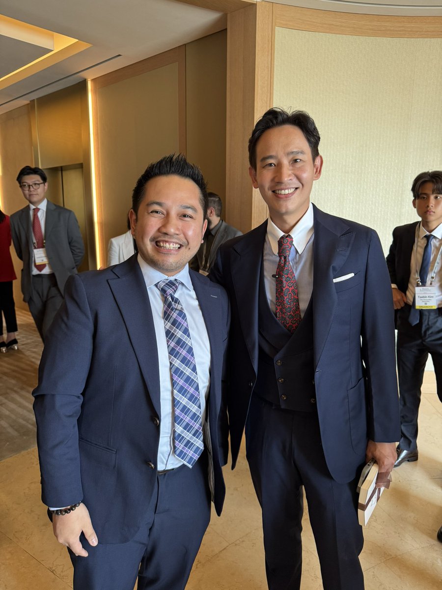 Renzo Guinto (@renzoguinto) on Twitter photo Thrilled to meet Pita Limjaroenrat <a href="/Pita_MFP/">Pita Limjaroenrat</a>, former Prime Ministerial candidate of #Thailand 🇹🇭 & fellow <a href="/Harvard/">Harvard University</a> alum
Here in Asian Leadership Conference in #Seoul #SouthKorea 🇰🇷, we discussed the need for new breed of leadership in #SoutheastAsia in prep for <a href="/ASEAN/">ASEAN</a>’s 60th yr Thrilled to meet Pita Limjaroenrat <a href="/Pita_MFP/">Pita Limjaroenrat</a>, former Prime Ministerial candidate of #Thailand 🇹🇭 & fellow <a href="/Harvard/">Harvard University</a> alum
Here in Asian Leadership Conference in #Seoul #SouthKorea 🇰🇷, we discussed the need for new breed of leadership in #SoutheastAsia in prep for <a href="/ASEAN/">ASEAN</a>’s 60th yr
