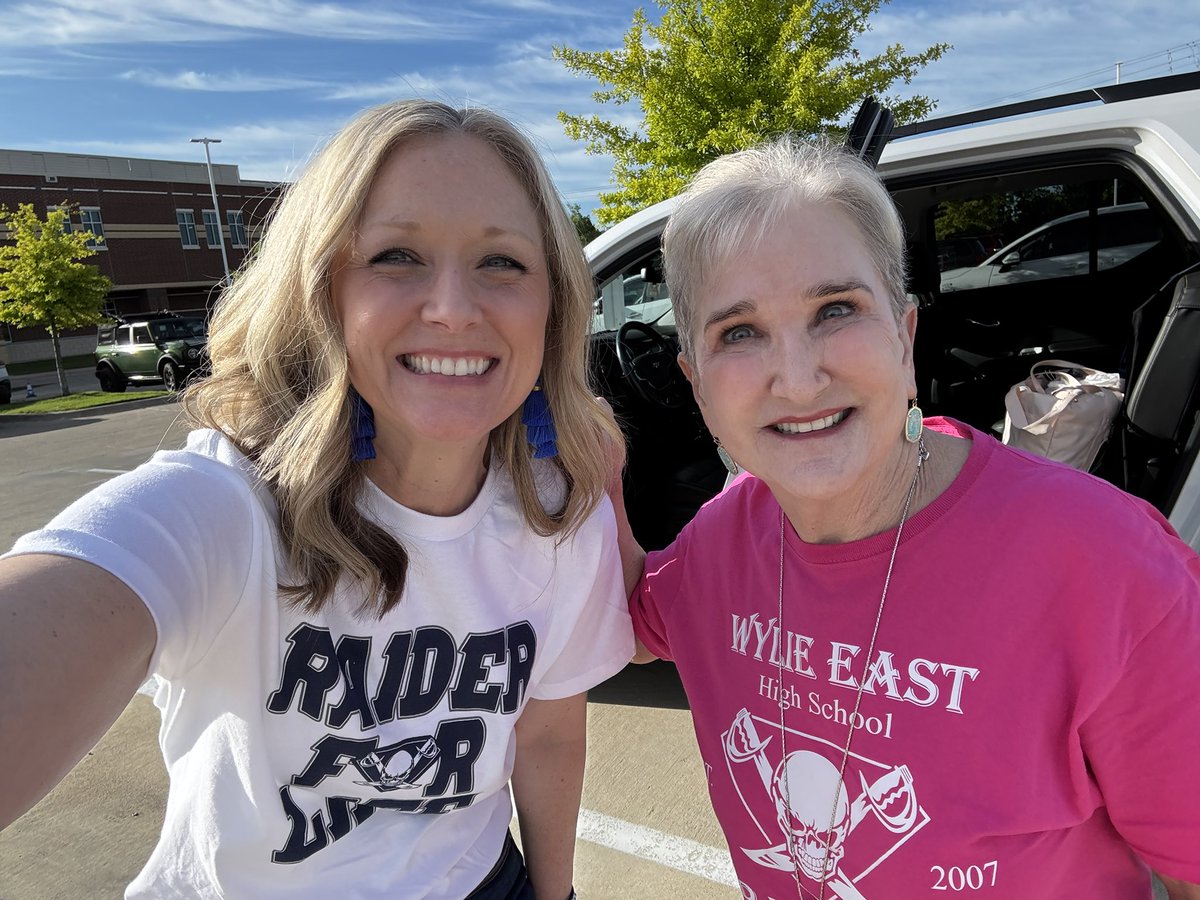 Last day of subbing at East with the awesome principal Mrs. Doolan.