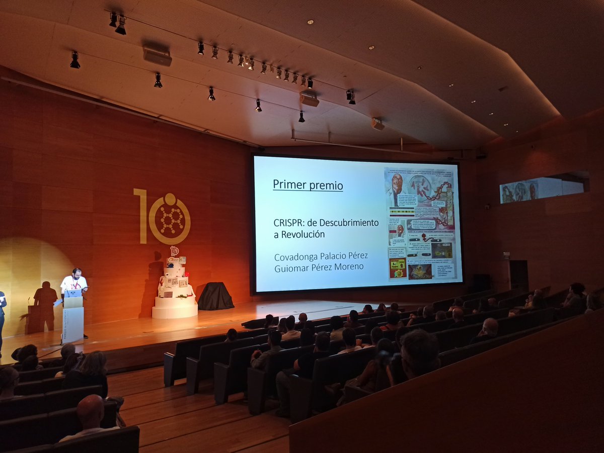 IPBLN-CSIC (@ipbln_csic) on Twitter photo 🎉 Desde el <a href="/ipbln_csic/">IPBLN-CSIC</a> queremos dar la enhorabuena a nustr@s compañer@s por participar en la X Edición de #DesgranandoCiencia
¡¡🥇 Premio al mejor Cómic !!
"CRISPR: de Descubrimiento a Revolución"
Felicidades a Guiomar Pérez y Covadonga Palacio 🎉 🎉 Desde el <a href="/ipbln_csic/">IPBLN-CSIC</a> queremos dar la enhorabuena a nustr@s compañer@s por participar en la X Edición de #DesgranandoCiencia
¡¡🥇 Premio al mejor Cómic !!
"CRISPR: de Descubrimiento a Revolución"
Felicidades a Guiomar Pérez y Covadonga Palacio 🎉