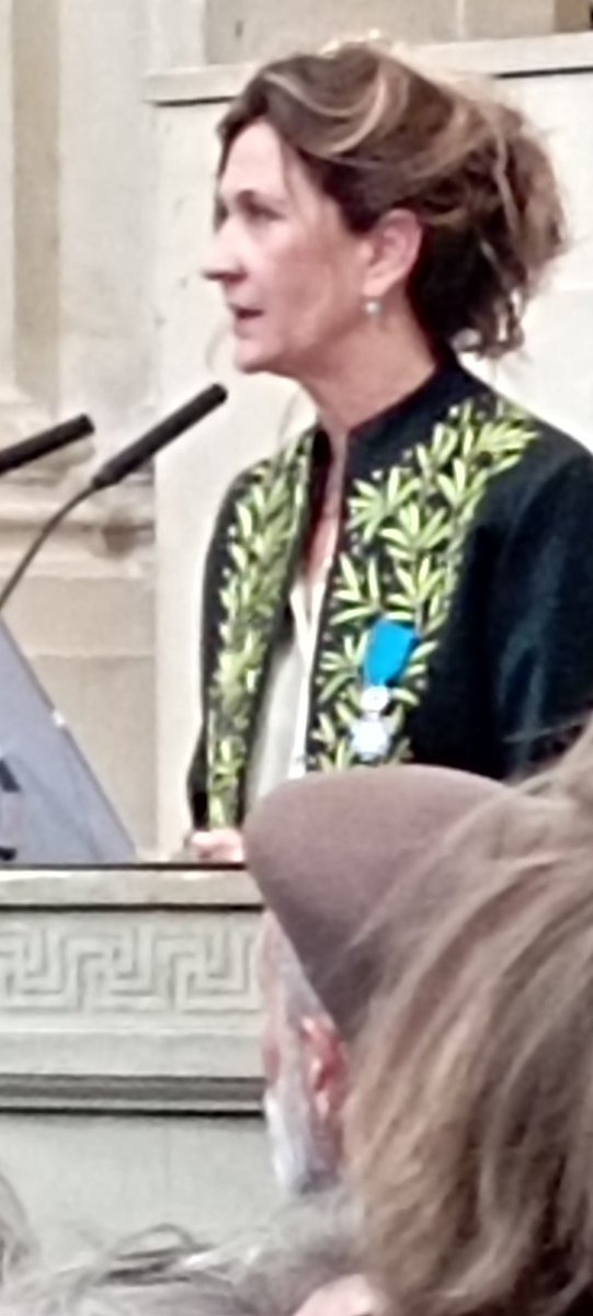 dansomanie (@dansomanie) on Twitter photo Discours de d'Astrid de La Forest <a href="/AcadBeauxarts/">Académie des beaux-arts</a> rappelant le parcours d'Angelin Preljocaj, qui a trouvé sa vocation en lisant, enfant, "Le Monde merveilleux de la danse" d'Odette Joyeux. Discours de d'Astrid de La Forest <a href="/AcadBeauxarts/">Académie des beaux-arts</a> rappelant le parcours d'Angelin Preljocaj, qui a trouvé sa vocation en lisant, enfant, "Le Monde merveilleux de la danse" d'Odette Joyeux.