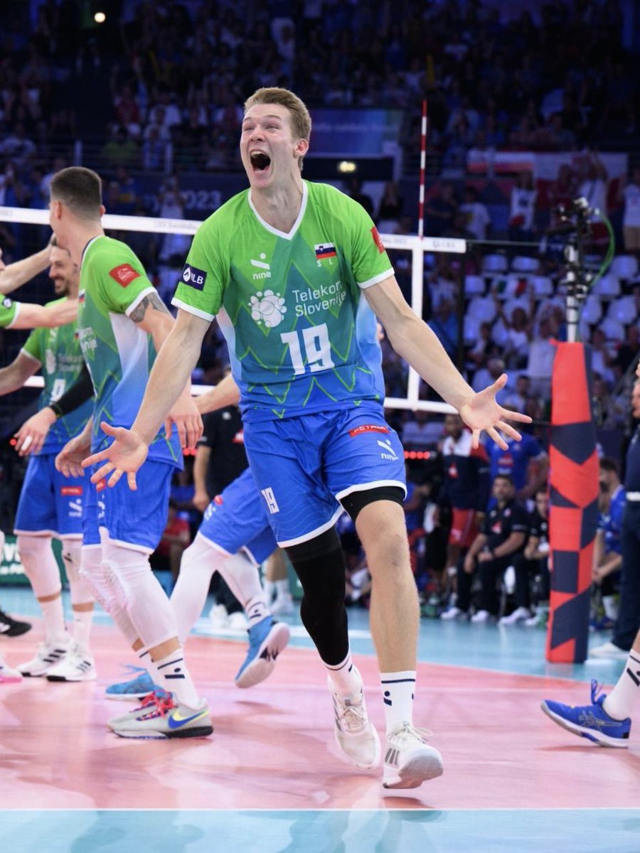 1 or 2? Rok Možič 👶🏻👦🏻