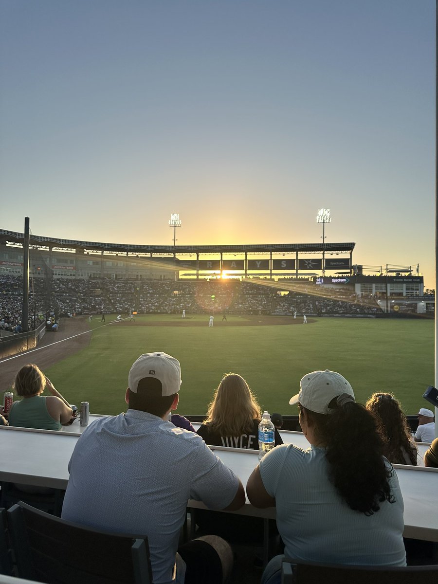 Equal Parts Mall Goth and Ska tweet media
