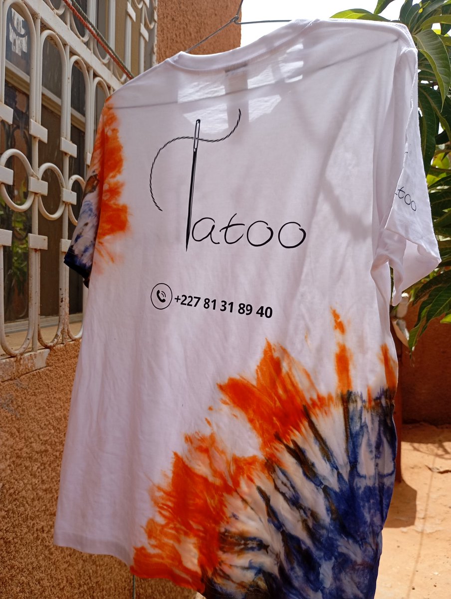 Tatoo_Fashion18's tweet photo. Nous sommes Tatoo, une entreprise spécialisée dans la fabrication et la vente des pagnes teintés, turbans teintés et chemises made in Niger 🇳🇪
Contact : 81318940
#teinture #madeinniger https://t.co/dYvmUfhvpZ