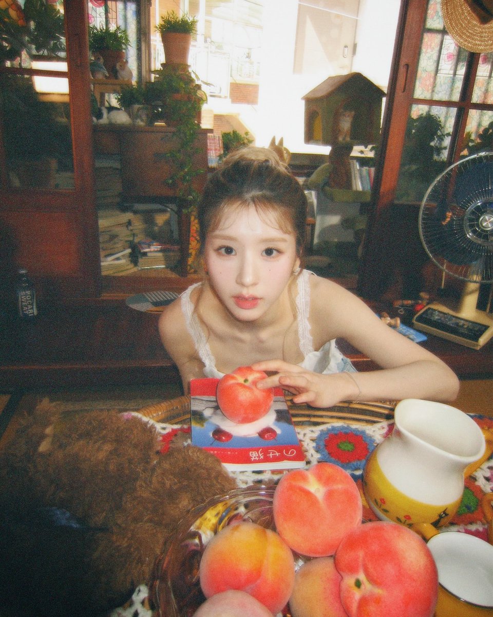 jhjjoaa's tweet photo. 250521 #희진 인스타 게시물 (1/5)

여름 빨리 와 https://t.co/qPLfiP7M5u