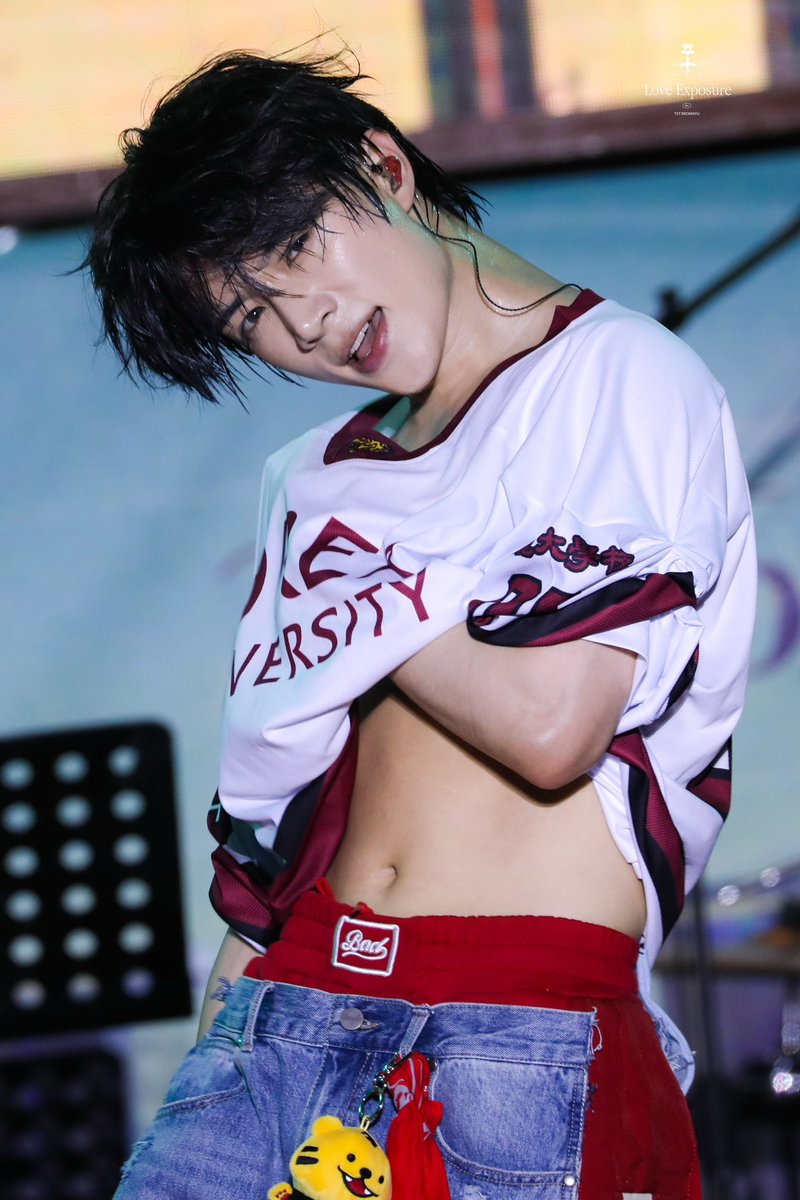 beomgyuhourly's tweet photo. DAMN BEOMGYU 😰 https://t.co/vYlK3tC9yz