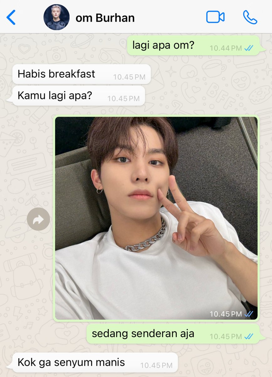 404ackermann's tweet photo. Hai, ada #BuBay dikit
Bayu lagi agak clingy soalnya capek menghadapi masa kuliah kerja kuliah kerja https://t.co/F1JswYtUOA