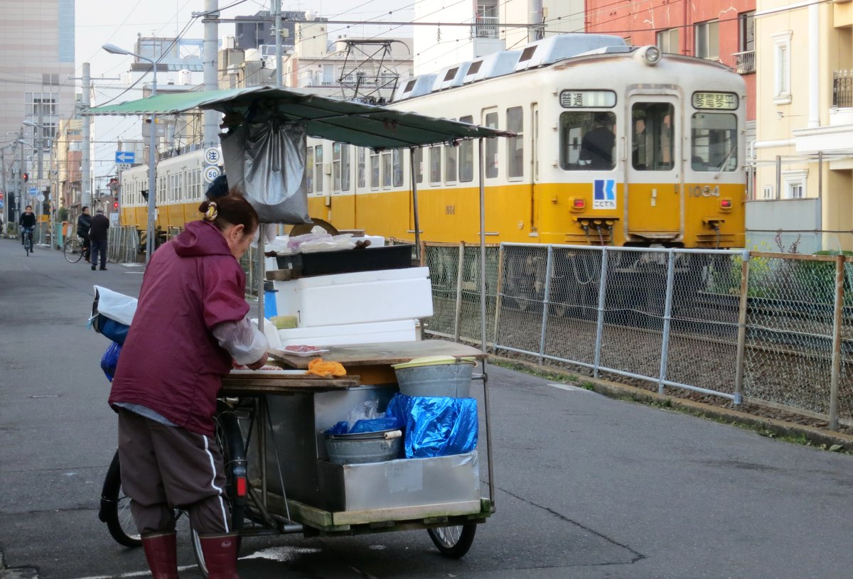 df5066's tweet photo. いただきさんもとうとう最後の一人なったとか。 https://t.co/vBYdDYOhpQ