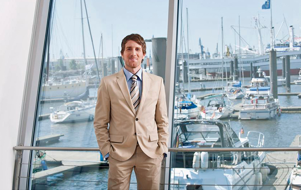 Find out why all brokers need the YachtWorld app: a practical guide to staying competitive, responsive, and connected in today’s market yachtworld.com/research/why-b…