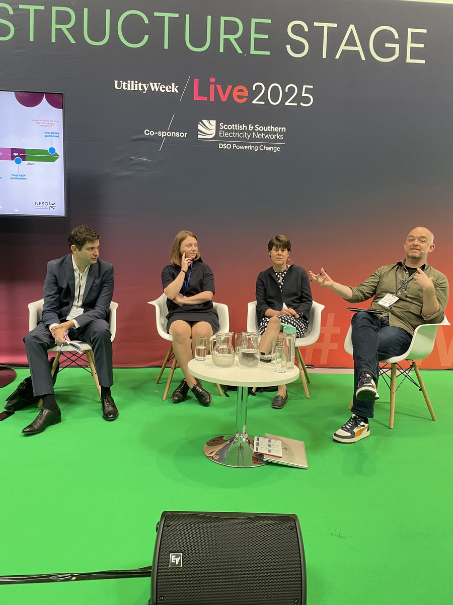 EnergySysCat's tweet image. We&apos;re back at it for Day 2 of @UtilityWeekLive ! ⚡

Find us on the @innovateuk stand (G10) to talk all things Net Zero energy innovation.