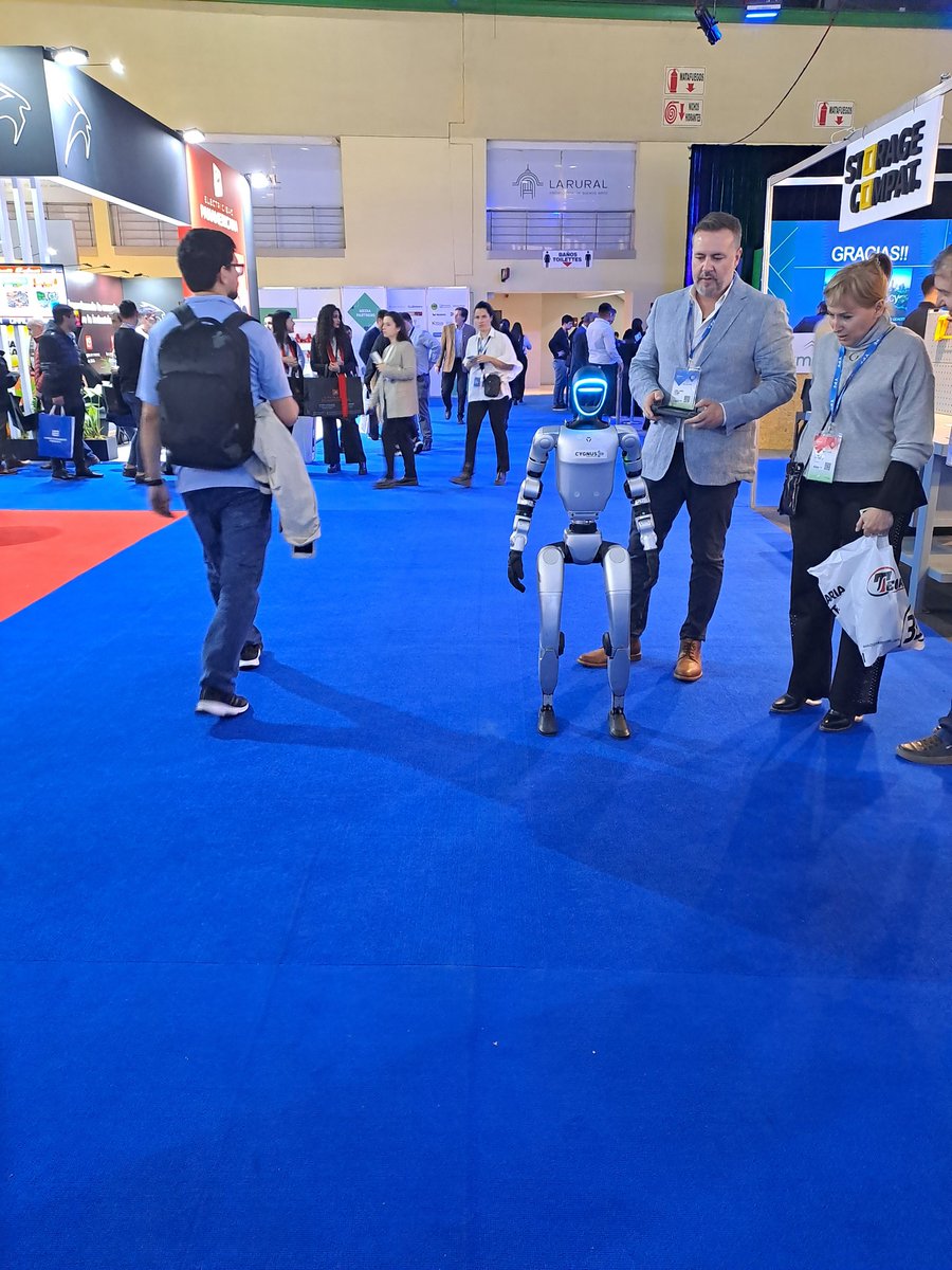 juan_cataldi's tweet photo. 🚀 Arminera 2025: 
La Exposición Internacional de Minería Argentina (Arminera) no es solo un evento, es el epicentro de la innovación y las decisiones estratégicas que marcarán el rumbo de la industria. ¿Nos vemos allí?
#Arminera2025 #Minería #Innovación #Tecnología https://t.co/XLnVrlrNYp