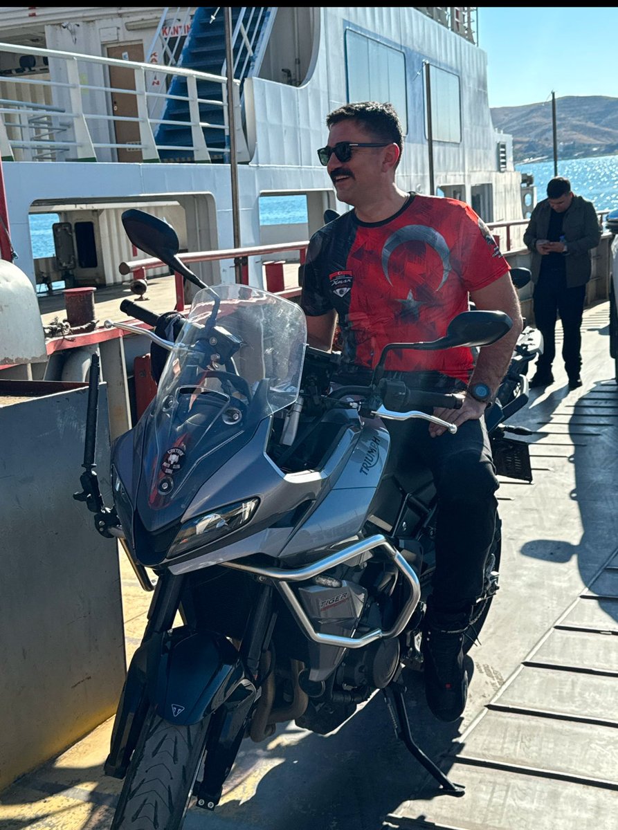 Bir avuç haine haddini bildirdiği için Tunceli Valisi ⁦<a href="/TekbBulent/">Bülent TEKBIYIKOĞLU</a>⁩ görevden alanlar bilsinler ki ;doğru yolda olmayıp yücelmektense,doğru yolda olup alçaltılanlar elbet bir gün Hak’kın takdiri ile iki cihanda da olması gereken makama vakti geldiğinde gelecektir.⁦🇹🇷🇹🇷🇹🇷