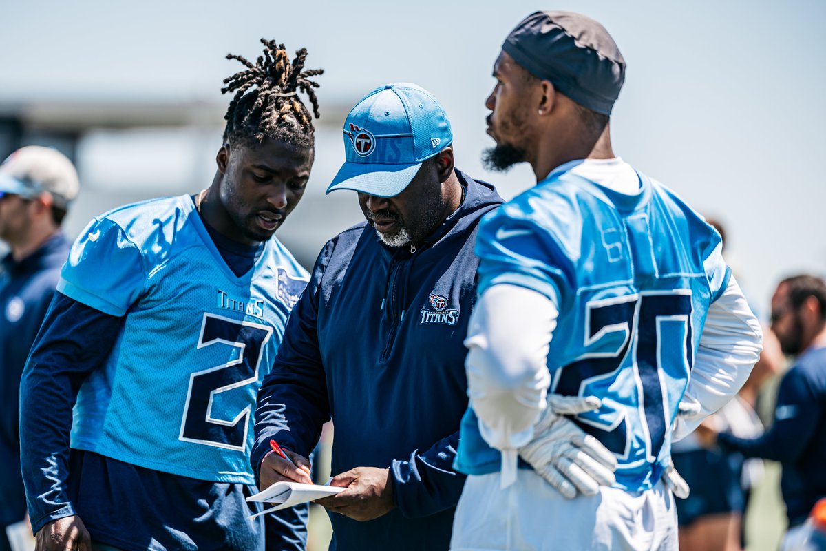 Jim Wyatt (@jwyattsports) on Twitter photo "Hopefully that division of labor gets a little more evenly distributed so he doesn't have to take the brunt of it."
<a href="/Titans/">Tennessee Titans</a>, RB Tony Pollard, focused on starting fast – and finishing strong – with a more evenly distributed division of carries.
READ bit.ly/3FnYhSL "Hopefully that division of labor gets a little more evenly distributed so he doesn't have to take the brunt of it."
<a href="/Titans/">Tennessee Titans</a>, RB Tony Pollard, focused on starting fast – and finishing strong – with a more evenly distributed division of carries.
READ bit.ly/3FnYhSL