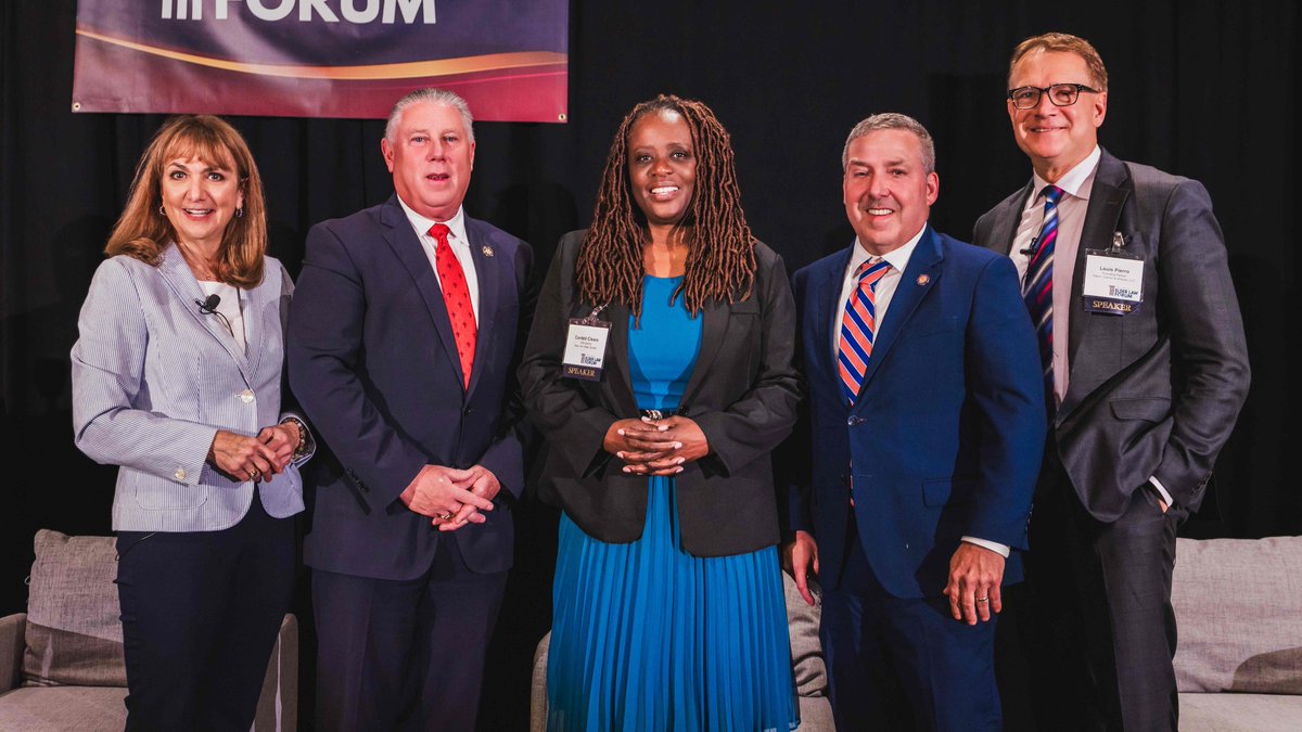 PierroConnorLaw's tweet photo. 1,000+ professionals, 360+ photos, and one unforgettable day! Thanks to all who made the 30th Annual Elder Law Forum so special. Big shoutout to Andrew Elder of @BestFrameFrwd for capturing it all. #ELF2025

📸: https://t.co/VnGKjBslFx https://t.co/IBe5cRbZZX