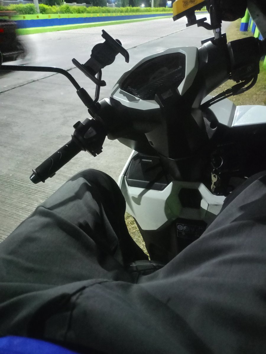 Joyrider Ken tweet media