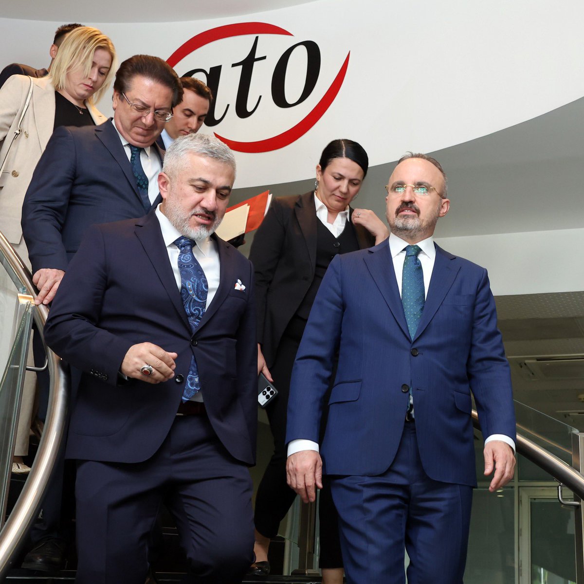 Büyük #devlet olmak sadece bütçe değil, gelenek meselesidir. Cumhuriyetimiz, kurulduğu gün bile büyük bir devletti.
180 yıllık Emniyet, 186 yıllık Jandarma ve 199 yıllık Zabıta teşkilatlarımız bunun kanıtı.

<a href="/TC_icisleri/">T.C. İçişleri Bakanlığı</a> AREM, TİAV ve Zabıta Federasyonu’nun ortak çalışması olan