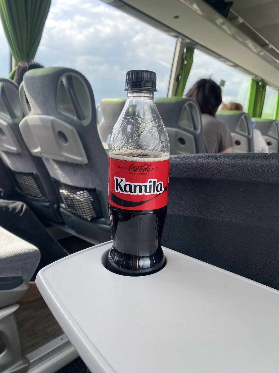 nastya_almighty's tweet photo. Today, I bought this bottle from the vending machine at the bus station without knowing what name was on the label. I know the edit says it’s Joe but I’ll take this as a sign and keep hoping my favorite wins tomorrow 😇 #Survivor #survivor48 @kamilla_k https://t.co/An56O3cZVm