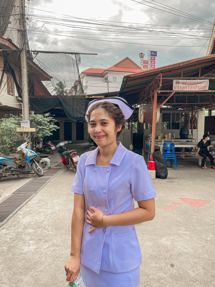 พะนมพอน tweet media