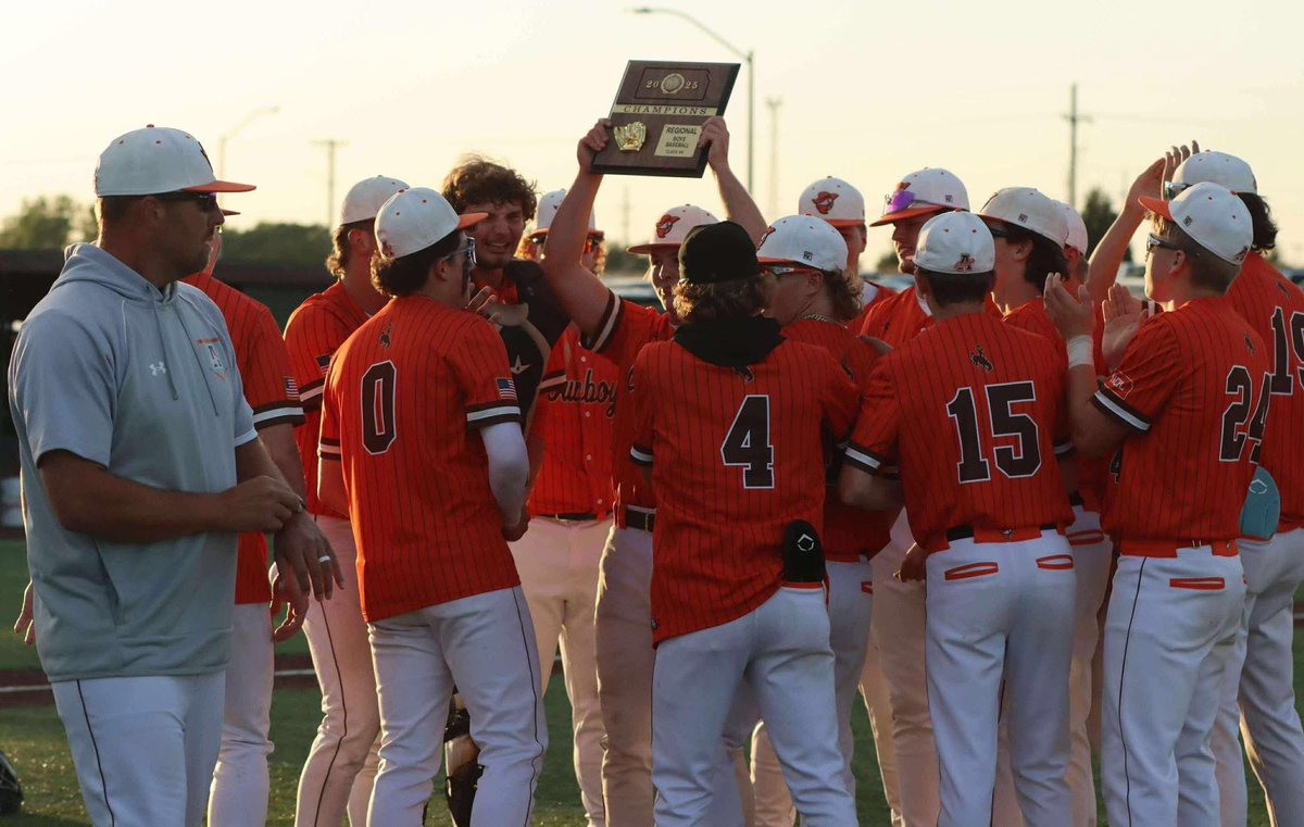 sportsinkansas's tweet photo. The Abilene Cowboy baseball team punched their ticket to the 4A State baseball tournament last night with victories over Concordia and Pratt. It will be the 4th straight trip to State for the Cowboys. All 4 trips under HC Travis Bartley. Abilene avenged 2 early season NCKL losses to Concordia with a 7-3 victory in round one. In the Regional Final, Abilene got a rematch with Pratt and came out victorious this year in a 4-2 battle.The Greenbacks edged the Cowboys 3-2 in the 4A State semifinals last year. Pratt entered the game 23-4 and had won 18 straight games. The Cowboys are now 16-10 on the season. Abilene is one of 3 NCKL teams heading to the 4A State Tournament in Salina (Rock Creek and Clay Center). #sportsinkansas
Photo: Brad Anderson