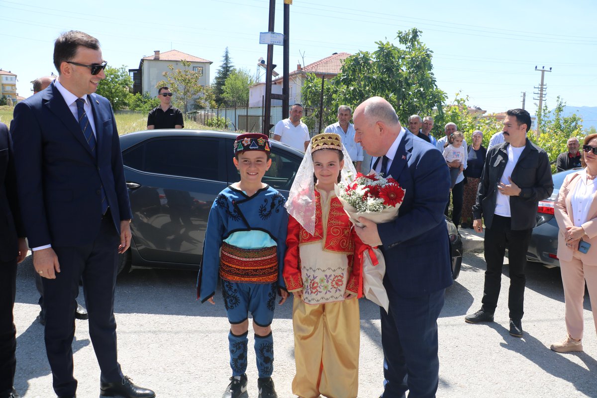 CardakKaymakami's tweet photo. 📍 21-22 Mayıs tarihinde Çardak ( Han-ı abâd ) Kervansarayda düzenlenen Bilim, Kültür ve Sanat Şenliği açılış töreni gerçekleştirildi. 🎉 https://t.co/bi2vFWkpuS