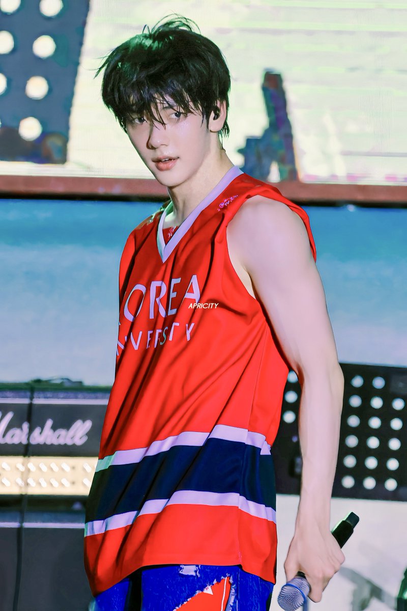 250521 고려대

#수빈 #SOOBIN #スビン 
#TOMORROW_X_TOGETHER #TXT 
#투모로우바이투게더 #투바투