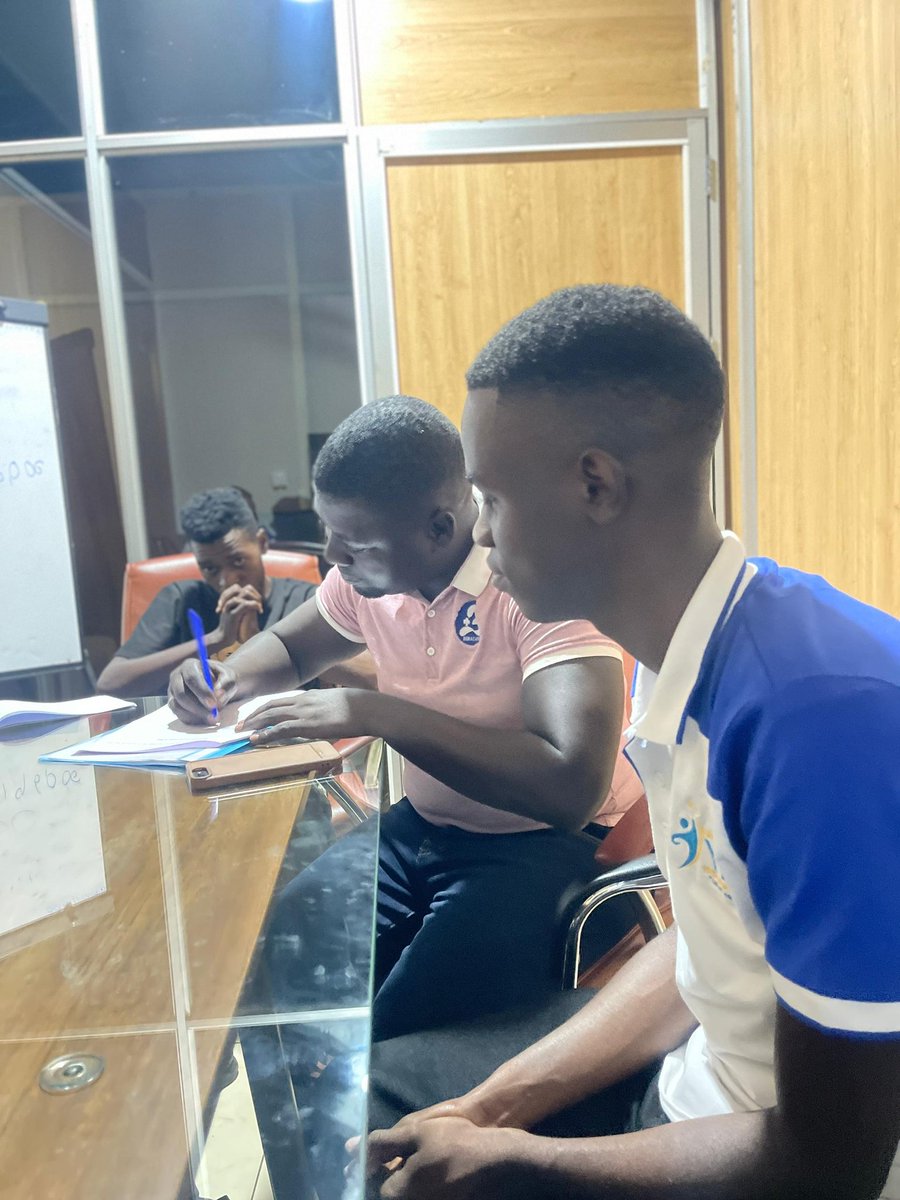 KampalaYec's tweet photo. #InterestingTimes ahead: We have signed an MOU with Bera Care to deliver a campaign dubbed #CityKuCity where we shall traverse the country reaching young people through integrated community health outreaches. #Partnerships #OliSafe?? https://t.co/ZSlDhB0Ayv
