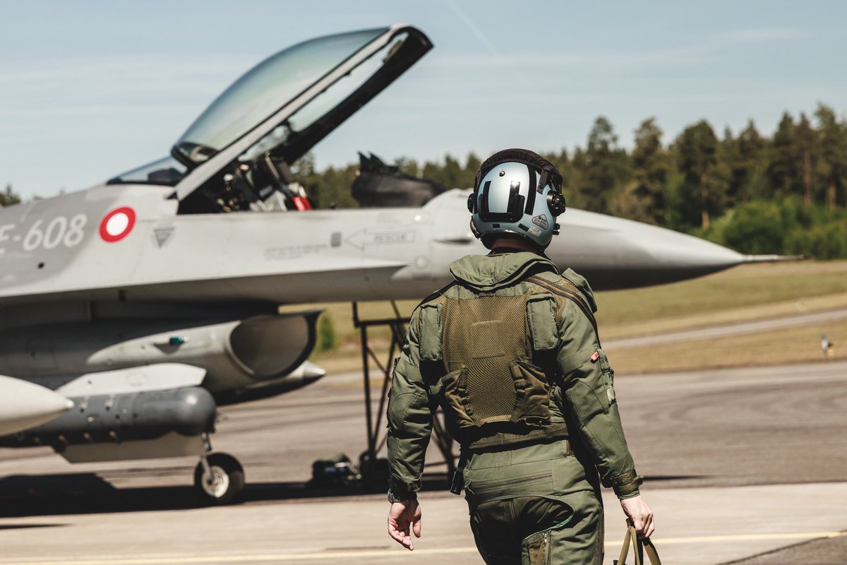 🇸🇪🇫🇮🇩🇰🇳🇴 ✈️
The Nordic Air Forces conducted Nordic Combat Enhanced Training. The operation showed the combined capability for air operations in Nordic Airpower Concept (NAPC) and NATO. 
Read more: forsvarsmakten.se/sv/aktuellt/20…