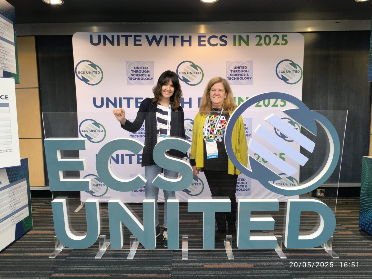 MolToledo's tweet photo. 📢Our researchers from INAMOL, @PdlCruz07 and @MBarrejon  thrilled to share their latest results presented at the 247th ECS Meeting in Montreal!!! 
#porphyrins #photovoltaics
#CMFsfunctionalization
#conductivity
#spinalcordrepair 
@MolToledo 
@MAmbBioquimUCLM 
@uclm_es https://t.co/8S3hBLPhJ5