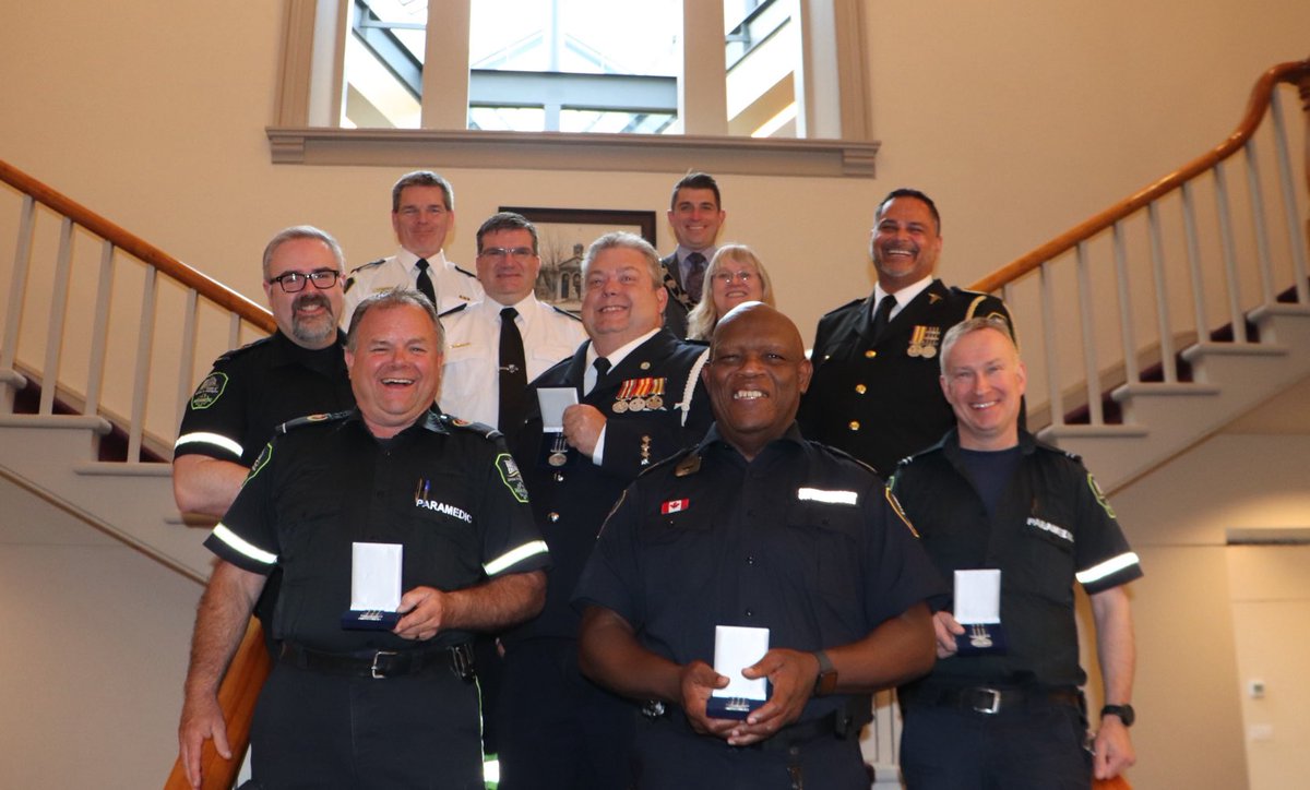 rburnsRB's tweet photo. Recognizing staff last night for their many years of service to the community!  Congratulations on receiving your medals for 12, 20, and 30 years of helping others! ⁦@LACParamedics⁩ https://t.co/lBmmJGdMua