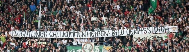 ultras_antifaa's tweet image. PHOTO | "Refugees welcome - Bild fuck off"

Ultras Augsburg, Germany