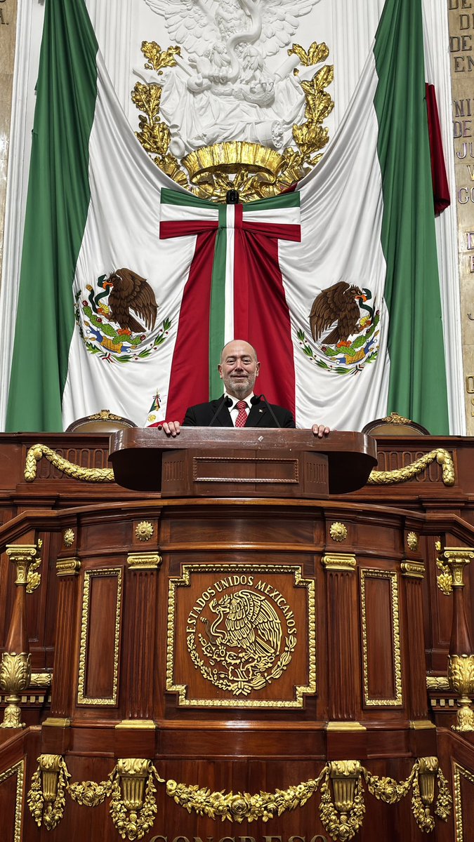 ¡Honorable Congreso de la Ciudad de México!

#AquiNosTocoBeber