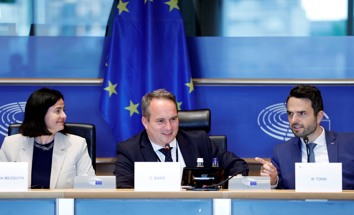 Ener_Community's tweet image. ⚡ The 2nd Electricity Market Integration Forum (#EMIF) took place on 20 May at the EU Parliament
🔌 Market integration with the Energy Community
📊 Intraday: Q4 2026
📈 Day-ahead: Q1 2027
🌍 CBAM &amp;amp; cross-border trade discussed
🔗energy-community.org/news/Energy-Co… 

#ElectricityMarket #CBAM