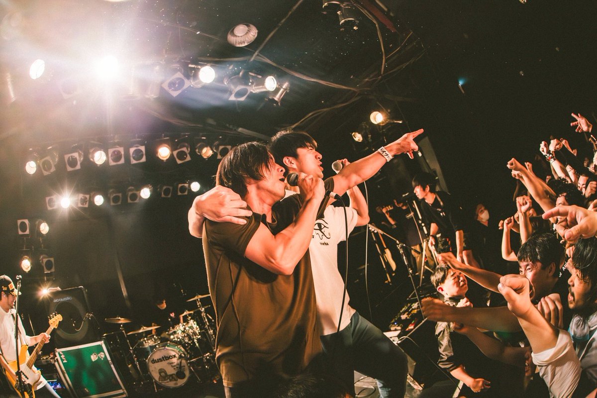 info_locofrank's tweet photo. 【locofrank LIVE】

2025.05.21(wed)
岐阜ROOTS

dustbox&amp;locofrank
"SUPER SOFTY"

ありがとうございました🔥🔥

📸岩渕直人(@naoto_iwabuchi_ 

#SUPERSOFTY
#dustbox
#locofrank https://t.co/2dD3xrpZkP
