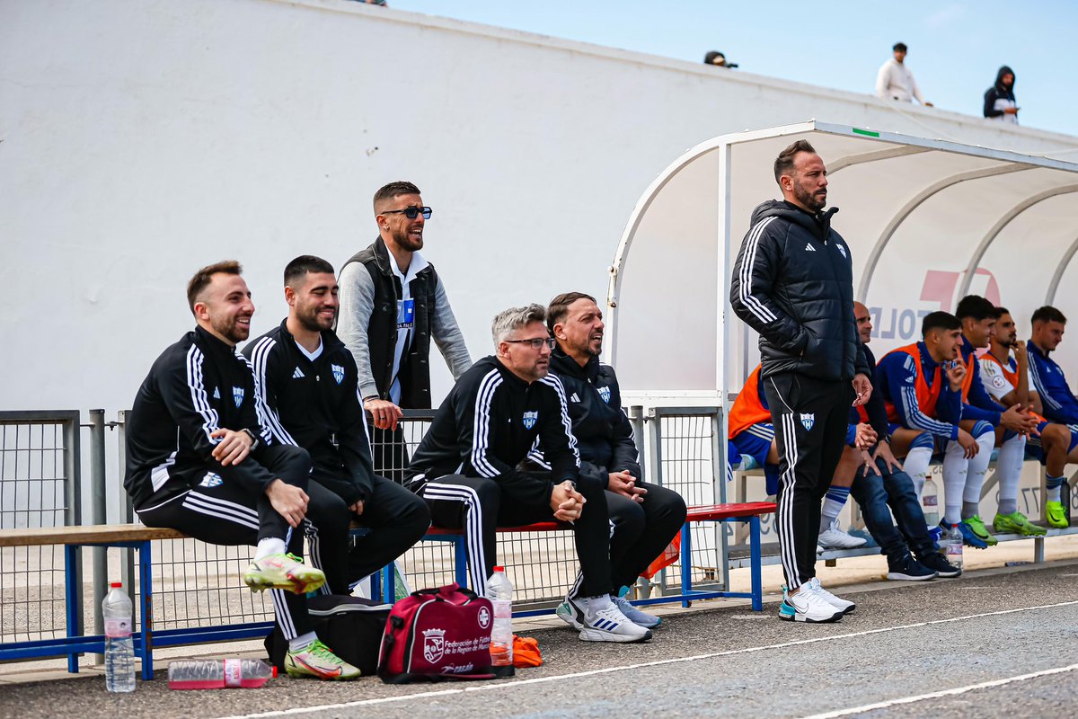 ⚽️ TEMPORADA 2024/25 EN IMÁGENES📸

👏🏼 Gracias cuerpo técnico, jugadores, club y afición por este año inolvidable. ¡Cómo hemos disfrutado! 

🔋Período de descanso y preparación para lo que viene.

@fclaunionatletico 💙🤍