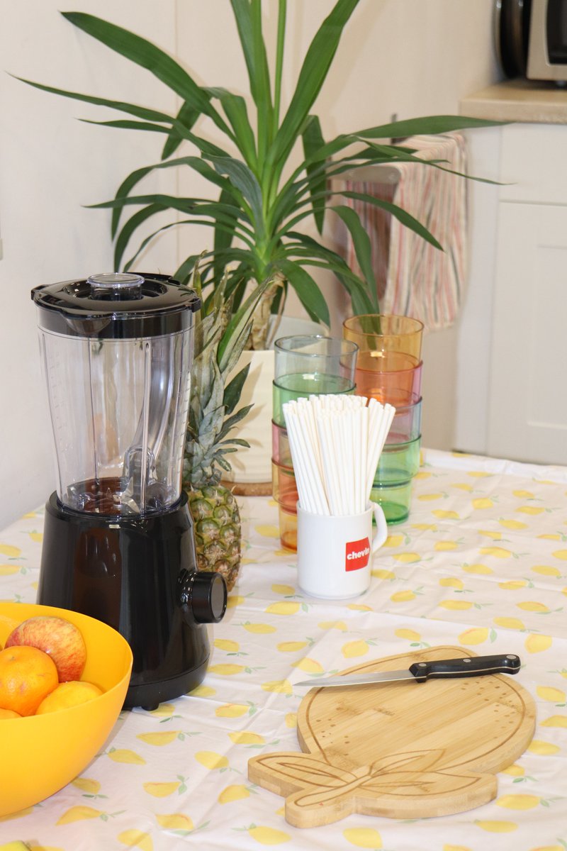 ChevinTweet's tweet image. As part of Wellness Week, we’ve set up a smoothie station in the office - a delicious way to boost health and energy! It’s all about encouraging healthy habits, staying hydrated, and giving our team a tasty pick-me-up during the workday!

#Wellness #WellnessWeek #Smoothies
