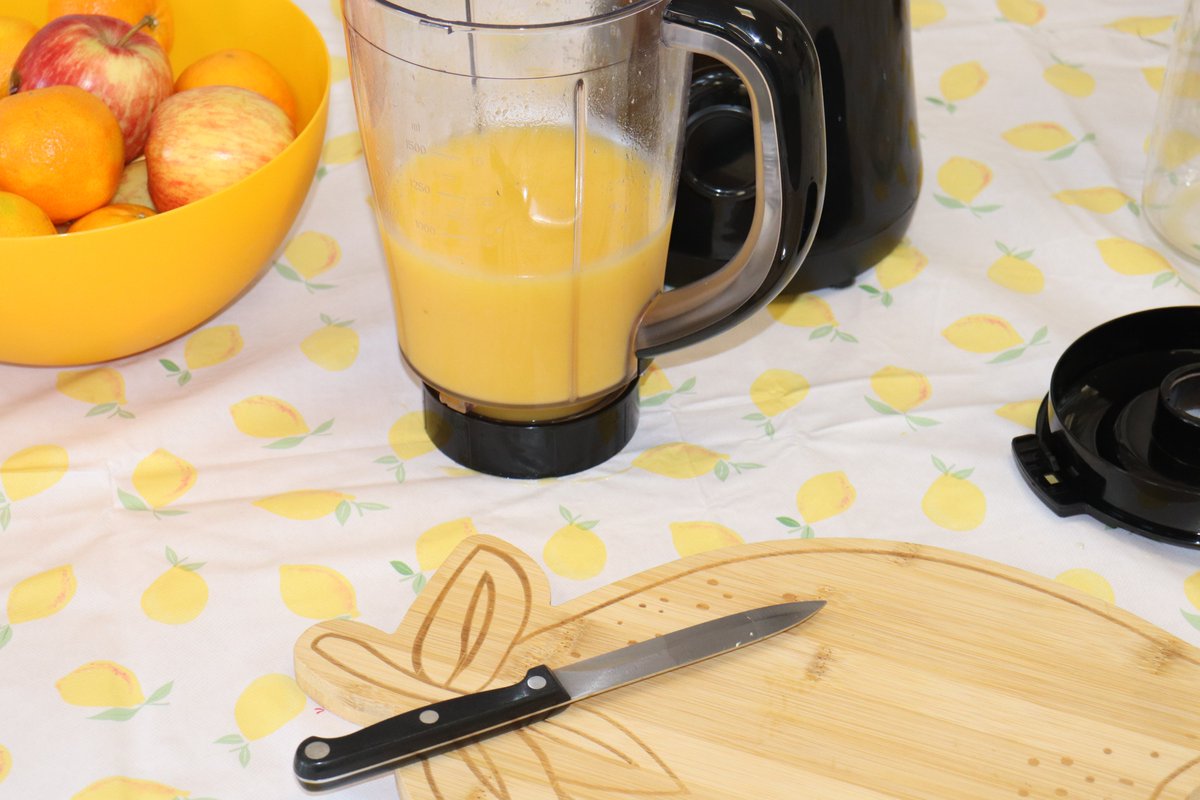 ChevinTweet's tweet image. As part of Wellness Week, we’ve set up a smoothie station in the office - a delicious way to boost health and energy! It’s all about encouraging healthy habits, staying hydrated, and giving our team a tasty pick-me-up during the workday!

#Wellness #WellnessWeek #Smoothies