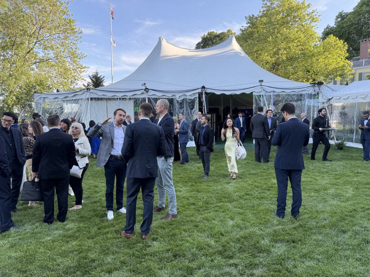 AuraVision_Co's tweet photo. Bob and David connected with some of the most influential figures and companies in digital assets, including one of the original founders of Tether, Brock Pierce, and Evgeny Gaevoy, the founder and CEO of Wintermute, at the NYC Digital Assets Summit, held at the Mayor’s residence at Gracie Mansion.

The event brought together global leaders shaping the future of finance, and LedgerAI was proud to be part of the conversation driving real momentum in the space.

$LEDGER