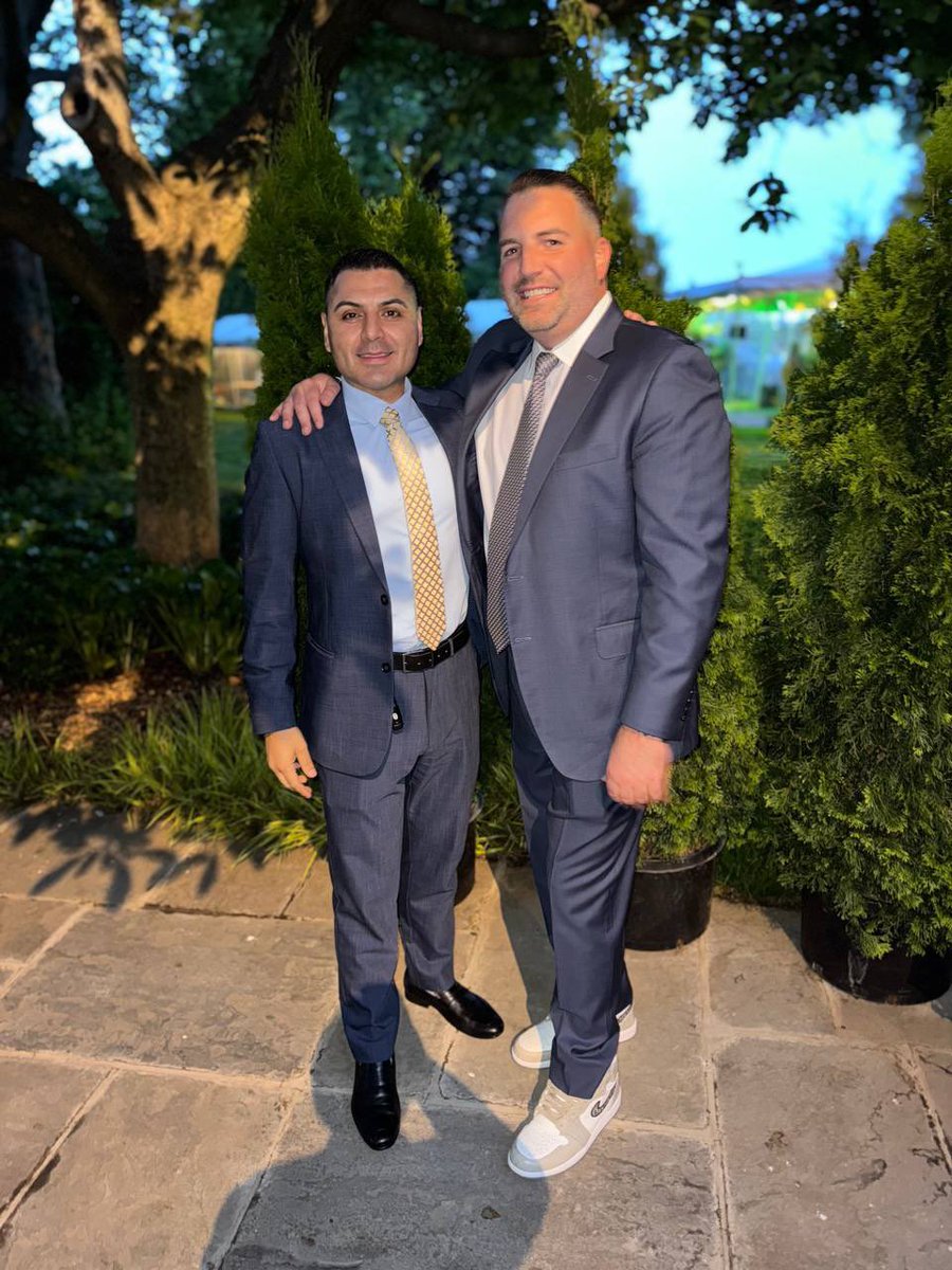 AuraVision_Co's tweet photo. Bob and David connected with some of the most influential figures and companies in digital assets, including one of the original founders of Tether, Brock Pierce, and Evgeny Gaevoy, the founder and CEO of Wintermute, at the NYC Digital Assets Summit, held at the Mayor’s residence at Gracie Mansion.

The event brought together global leaders shaping the future of finance, and LedgerAI was proud to be part of the conversation driving real momentum in the space.

$LEDGER
