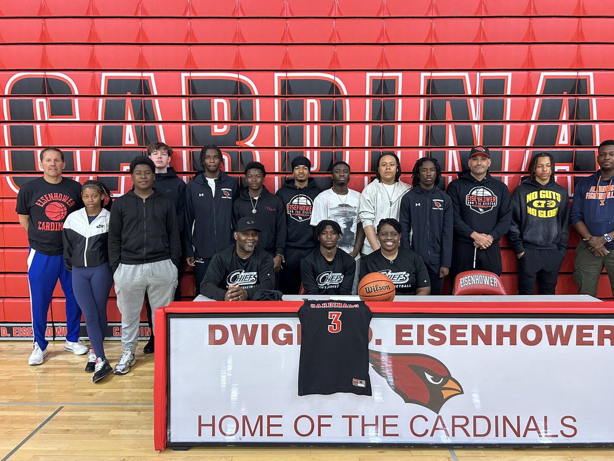 Eisenhower Boys Basketball tweet media