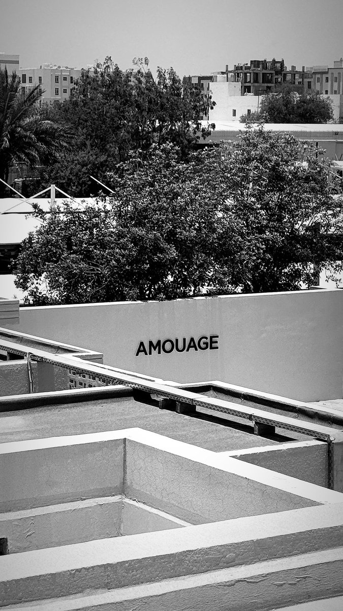 oman_s1's tweet photo. #amouage https://t.co/b9zkNnbQHB