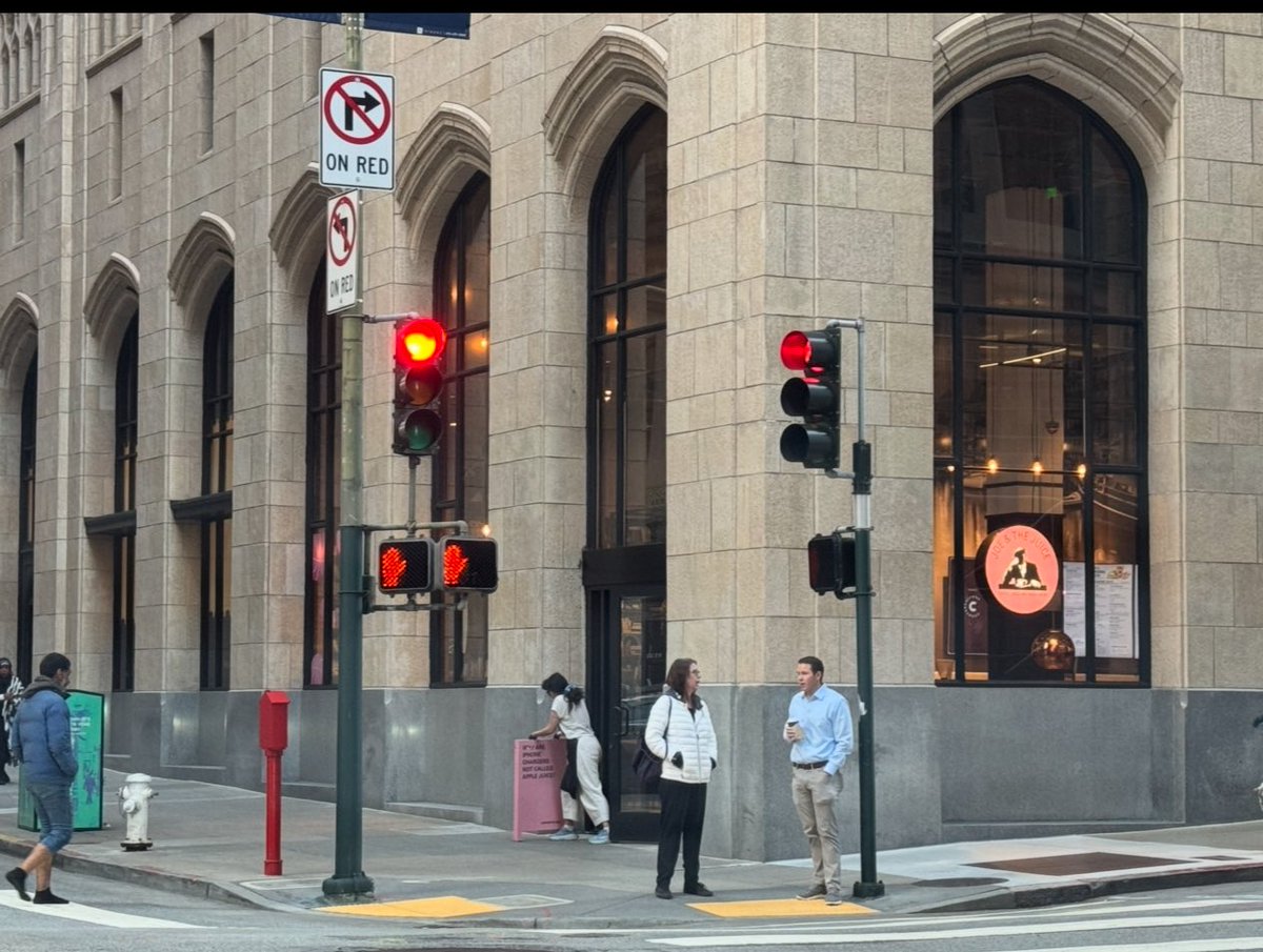 realEstateTrent's tweet image. I’m in total disbelief.

I left this city a few years ago after spending my entire adult life here.

I’d given up on the idea that what I’m seeing right now would be possible in my lifetime.

I’m shocked to type this, but has San Francisco become the cleanest big city in America?