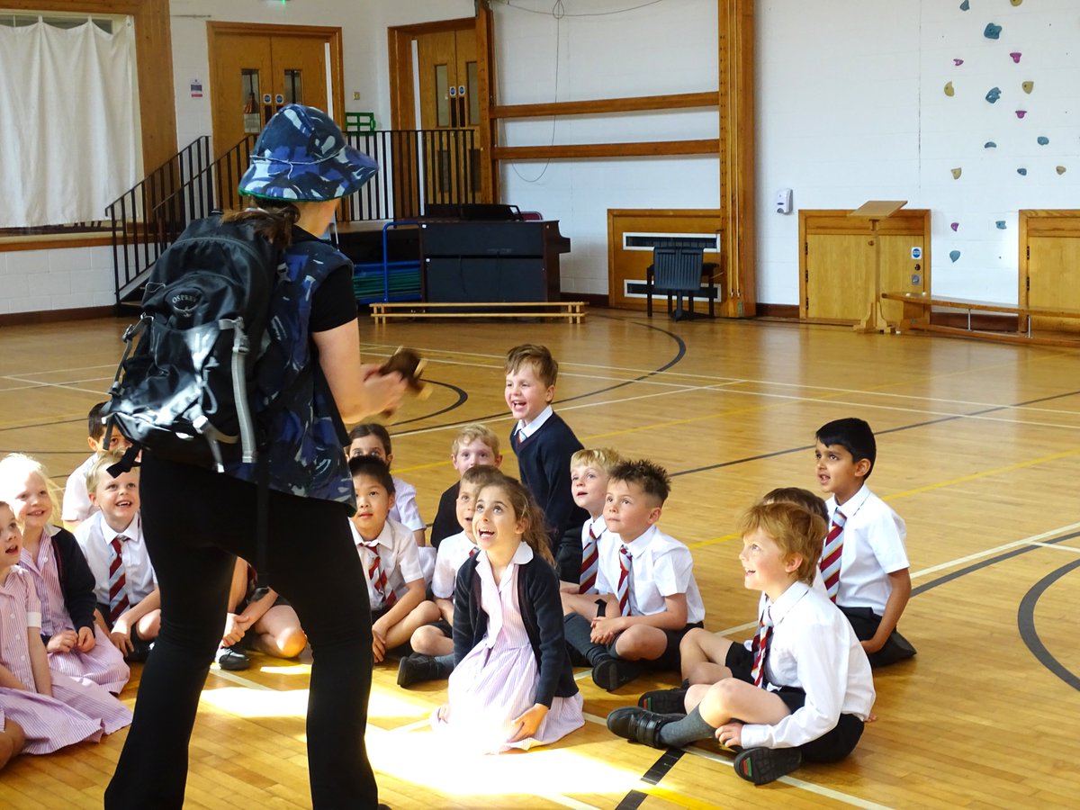 Reception to Year 2 had a fantastic time in a ‘Rumble Jungle’ drama workshop led by Perform. Pupils became jungle animals, explored imaginary adventures, and worked brilliantly as a team!