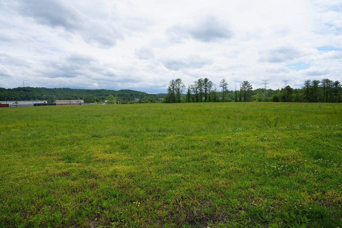 We just completed the transfer of a 32-acre parcel at the East TN Technology Park to enable more economic development at the site. That brings our total to 1,832 acres. Our cleanup removed the two enrichment facilities that previously stood on this land.
energy.gov/em/articles/la…